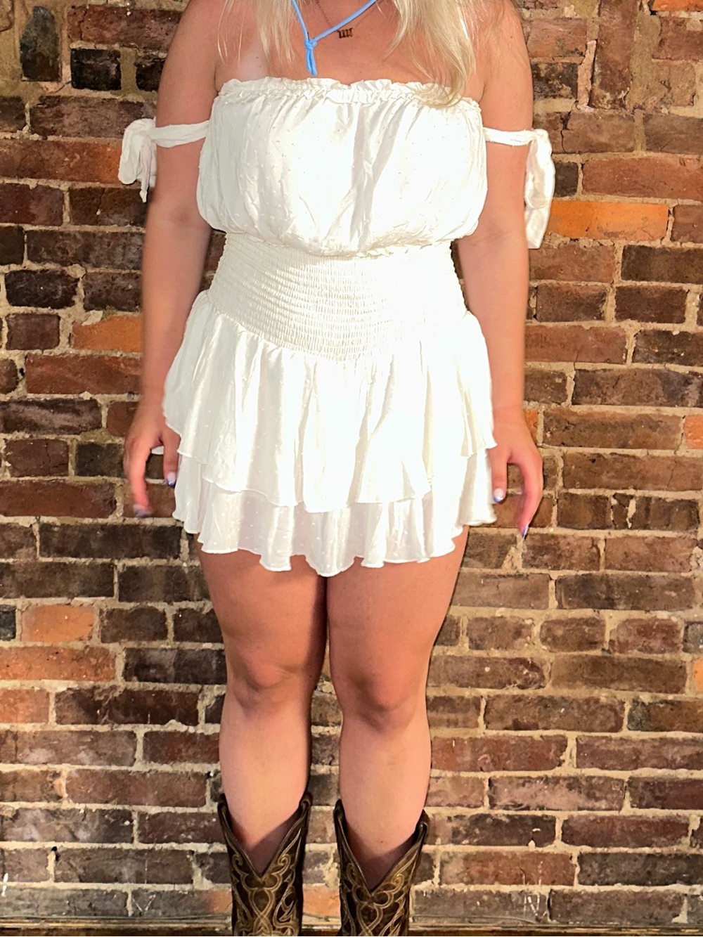 Cream Ruffled Romper - Picture 6 of 6